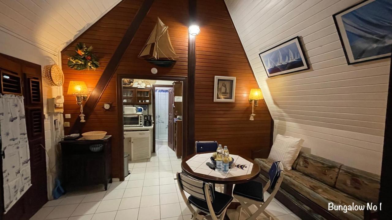 Les Bungalows De La Plage La Trinité Kültér fotó